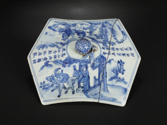 古玩陶瓷青花人物海棠雙耳盒拍賣，當前價格15000元