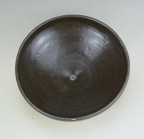 古玩陶瓷名窯.元代耀州窯茶葉末釉大碗(1279-1368)拍賣,當(dāng)前價格4300元