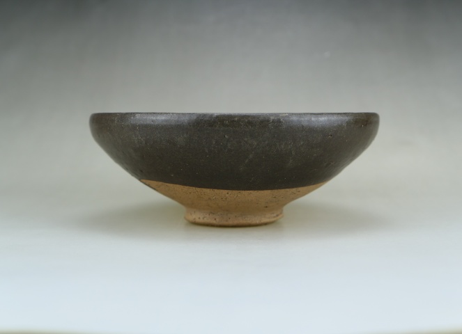 古玩陶瓷名窯.元代耀州窯茶葉末釉大碗(1279-1368)拍賣,當(dāng)前價格4300元