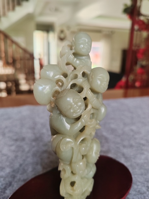 古玩玉器舊藏和田玉蘇工雕“童子獻壽”拍賣,當前價格3580元