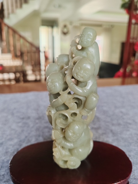 古玩玉器舊藏和田玉蘇工雕“童子獻壽”拍賣,當前價格3580元