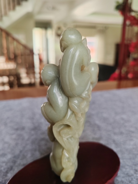 古玩玉器舊藏和田玉蘇工雕“童子獻壽”拍賣,當前價格3580元