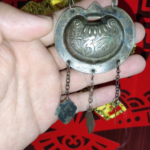 古玩雜項清代，如意長壽富貴銀牌拍賣，當(dāng)前價格588元