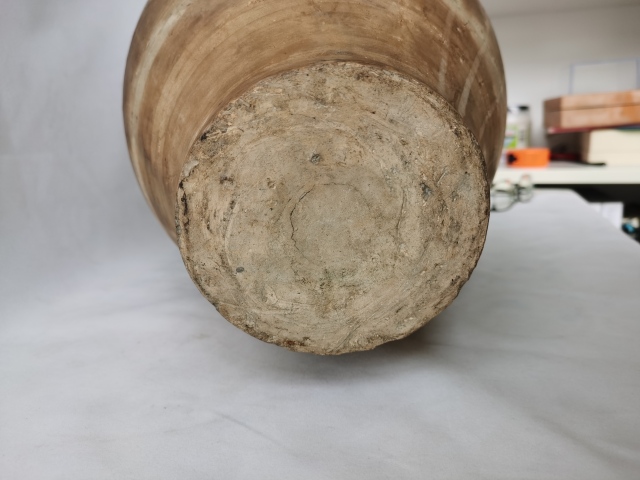 古玩陶瓷青釉雙龍瓶拍賣(mài),當(dāng)前價(jià)格80000元