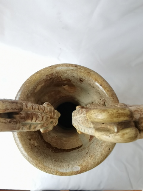 古玩陶瓷青釉雙龍瓶拍賣(mài),當(dāng)前價(jià)格80000元