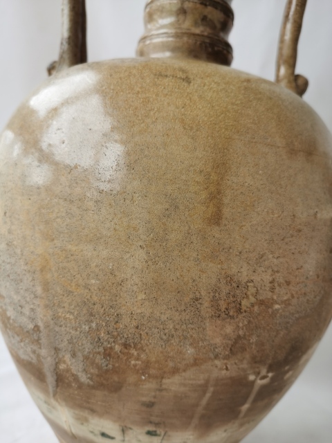古玩陶瓷青釉雙龍瓶拍賣(mài),當(dāng)前價(jià)格80000元