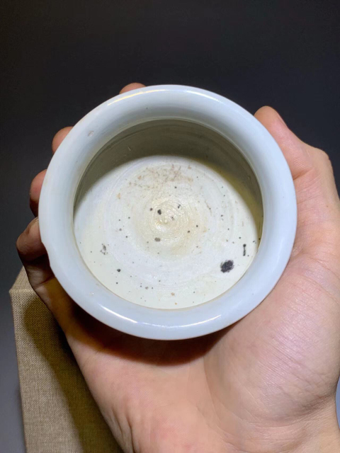 古玩陶瓷(精美清中期)白釉獸耳香爐拍賣,當前價格0元