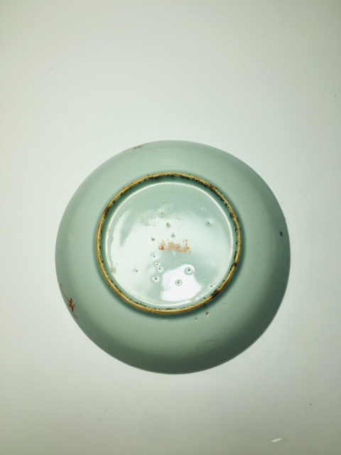 古玩陶瓷粉彩仕女人物紋盤拍賣,當前價格0元