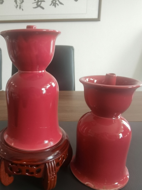 古玩陶瓷胭脂紅燭臺拍賣,當前價格198元