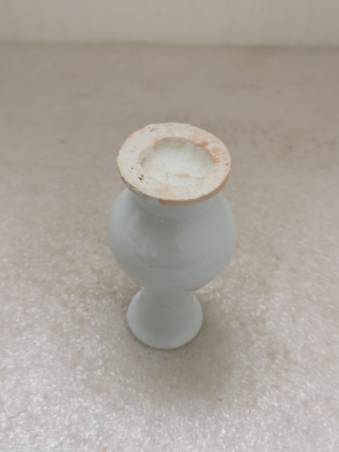 古玩陶瓷清白釉玉壺春小瓶拍賣，當前價格450元