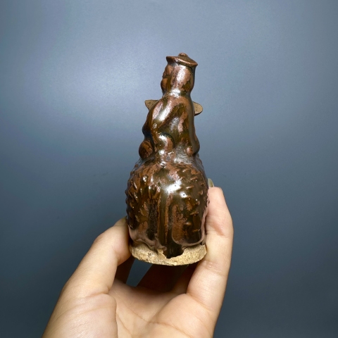 古玩陶瓷磁州窯醬釉騎鹿仙人造像拍賣,當前價格260元
