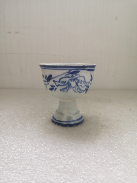 古玩陶瓷磁州窯青花花卉紋高足杯拍賣,當前價格450元