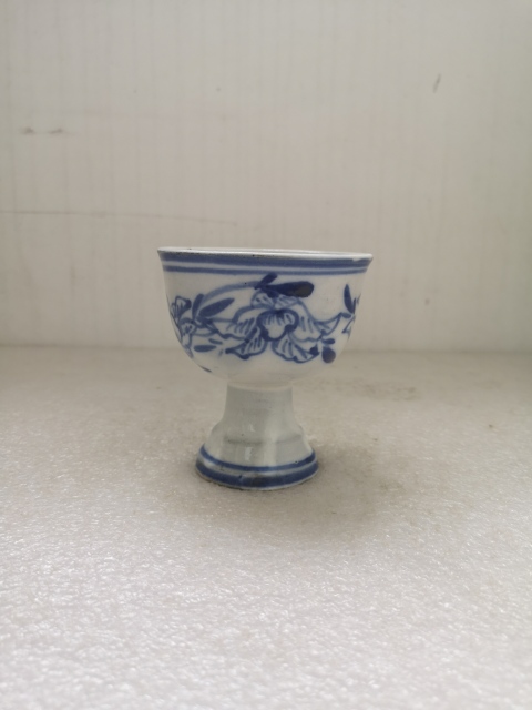 古玩陶瓷磁州窯青花花卉紋高足杯拍賣,當前價格450元