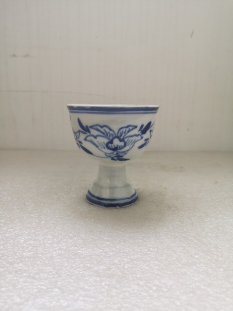 古玩陶瓷磁州窯青花花卉紋高足杯拍賣,當前價格450元