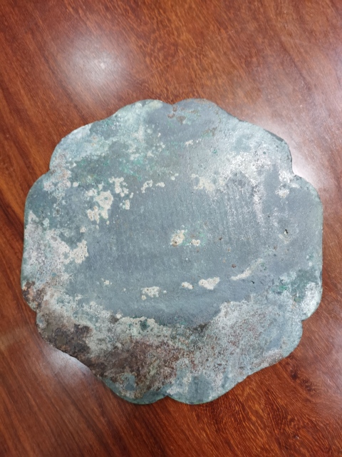 古玩銅器宋代葵花銅鏡拍賣,當(dāng)前價(jià)格1180元