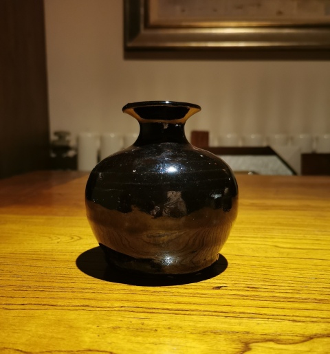 古玩陶瓷磁州窯黑釉撇口蘋果瓶拍賣,當前價格2200元