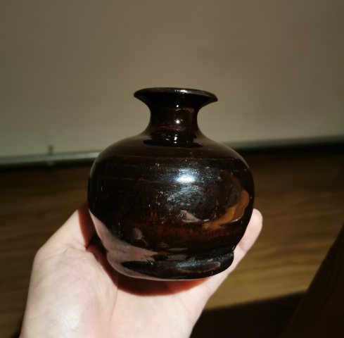 古玩陶瓷磁州窯黑釉撇口蘋果瓶拍賣,當前價格2200元