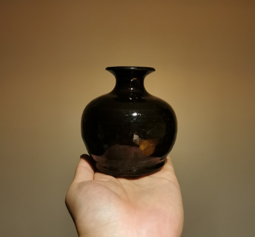 古玩陶瓷磁州窯黑釉撇口蘋果瓶拍賣,當前價格2200元