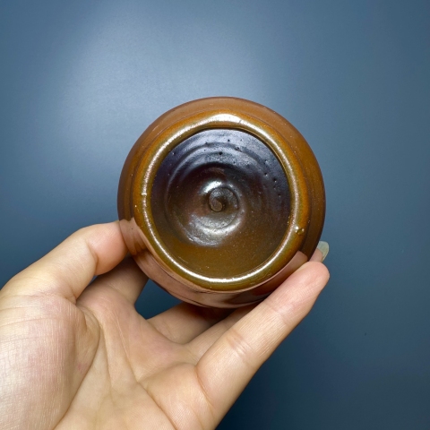 古玩陶瓷元代磁州窯紫金釉蓋罐拍賣,當前價格1580元