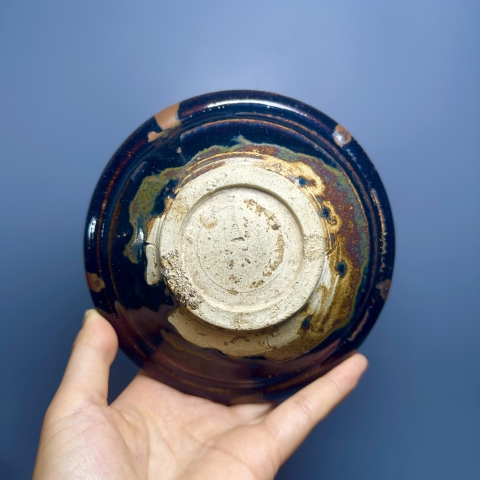 古玩陶瓷黑釉鐵銹斑唇口斗笠盞拍賣，當前價格85000元