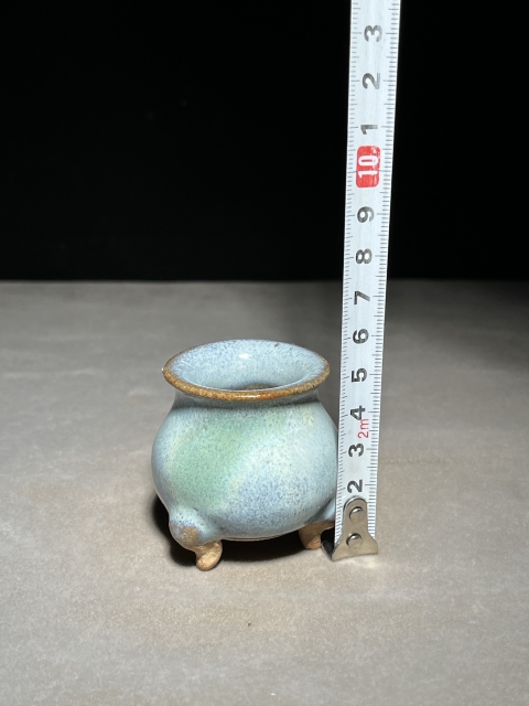 古玩陶瓷元代鈞窯三足爐拍賣,當前價格15000元