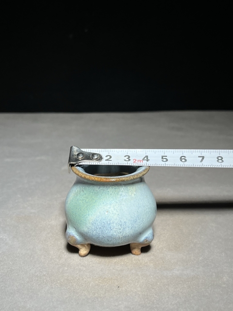 古玩陶瓷元代鈞窯三足爐拍賣,當前價格15000元