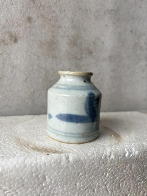 青花山水人物水盂拍賣，當前價格198元