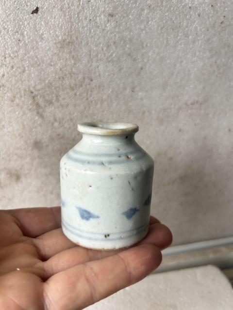 古玩陶瓷青花山水人物水盂拍賣,當前價格222元