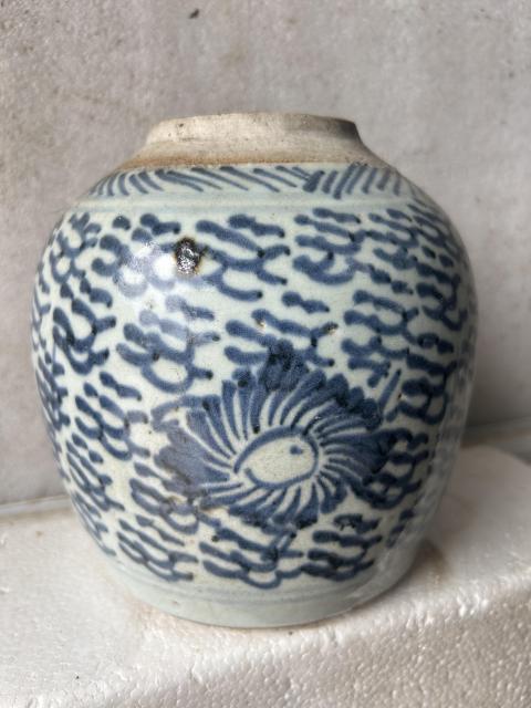 古玩陶瓷清中期 青花鳳眼罐拍賣,當前價格255元