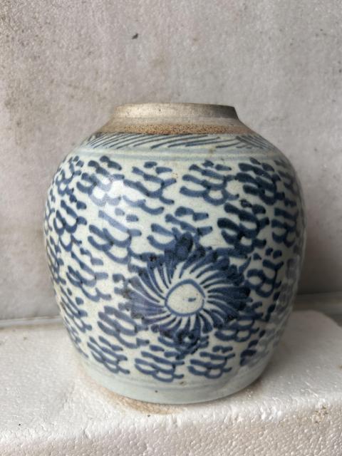 古玩陶瓷清中期 青花鳳眼罐拍賣,當前價格255元