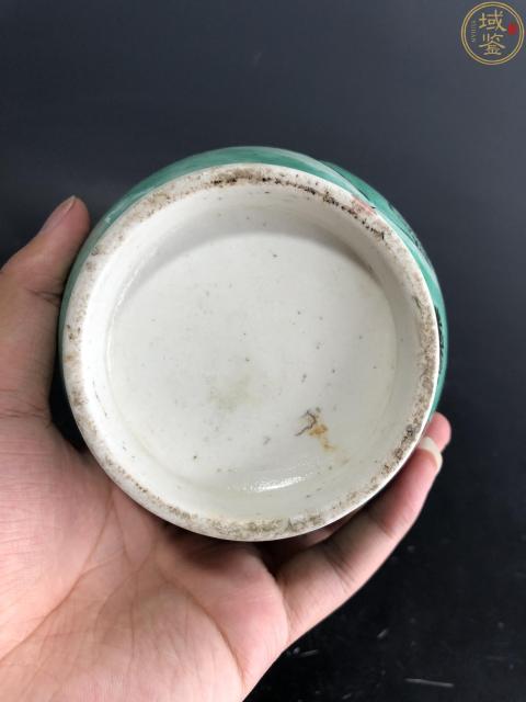 古玩陶瓷清晚期素三彩人物玉壺春瓶拍賣,當前價格4980元