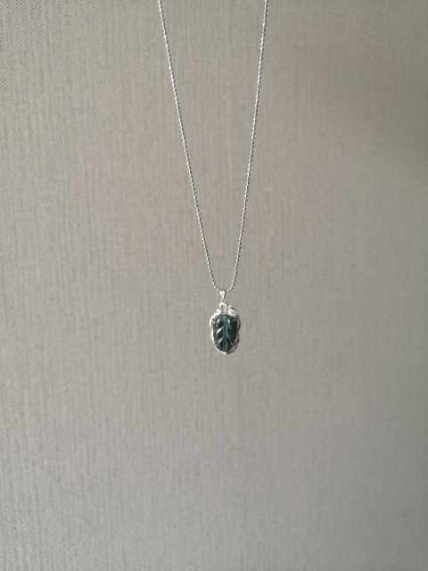 古玩玉器天然翡翠鑲嵌葉子吊墜拍賣,當前價格298元