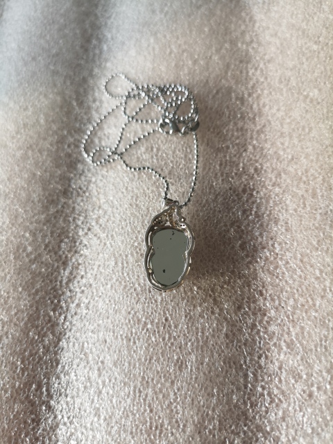 古玩玉器天然翡翠鑲嵌葉子吊墜拍賣,當前價格298元