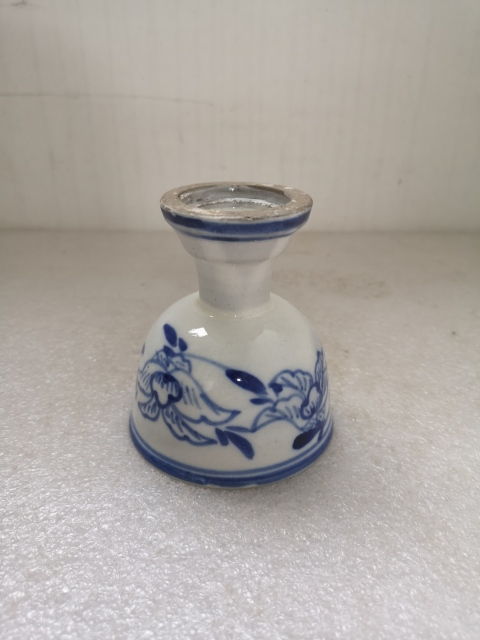 古玩陶瓷磁州窯青花花卉紋高足杯拍賣,當前價格450元