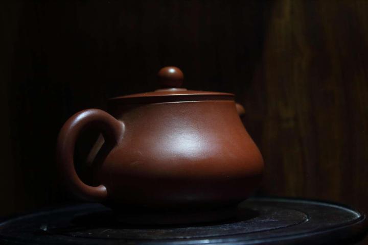 古玩雜項(xiàng)王有寶制?紫砂壺拍賣,當(dāng)前價(jià)格425元