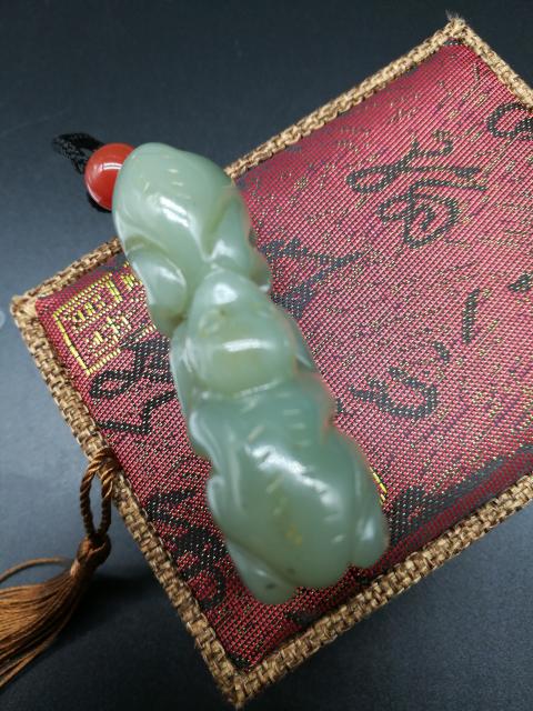 古玩玉器輩輩侯手把件掛件拍賣，當前價格266元