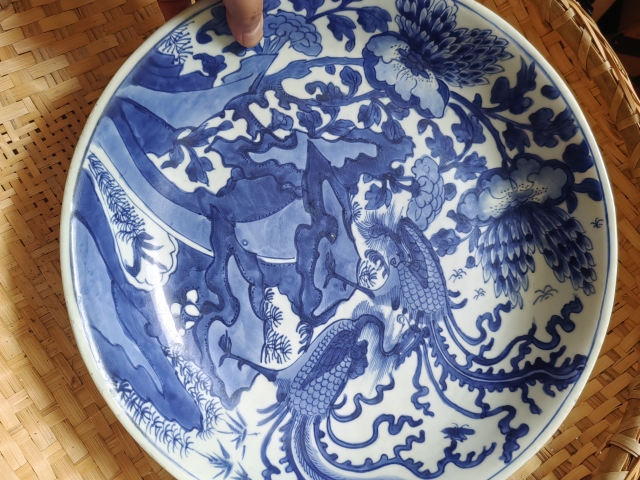 域鉴古玩】清康熙青花凤凰牡丹纹大盘拍卖价格/图片/值多少钱