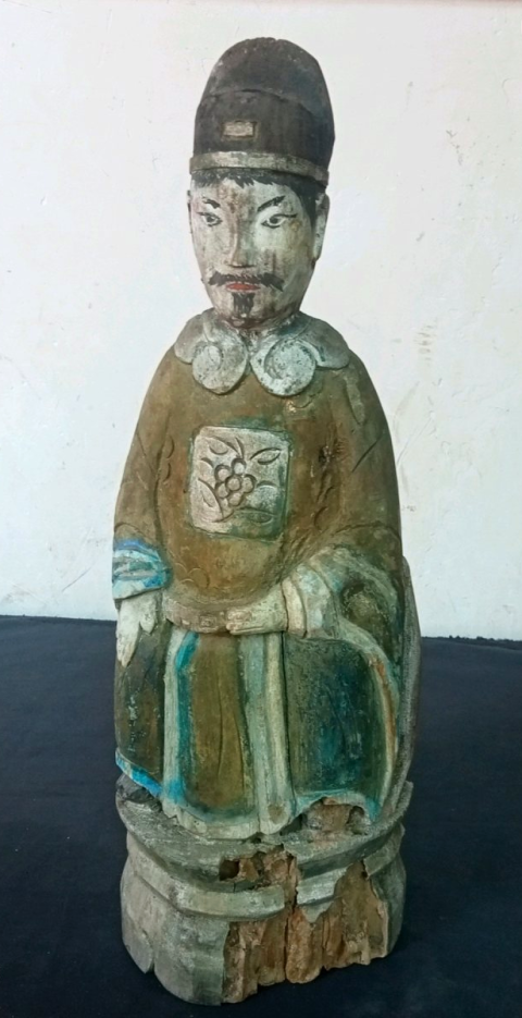 古玩雜項(xiàng)清代木雕彩繪人物擺件拍賣,當(dāng)前價格0元