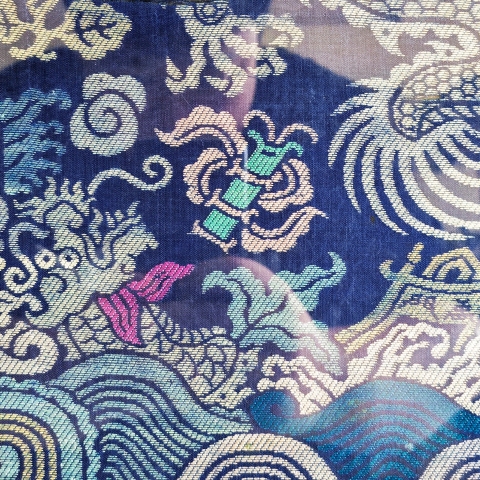 古玩雜項(xiàng)【官造】晚清民國(guó)?官造織錦繡王爺服左右襟刺繡掛屏拍賣,當(dāng)前價(jià)格8800元