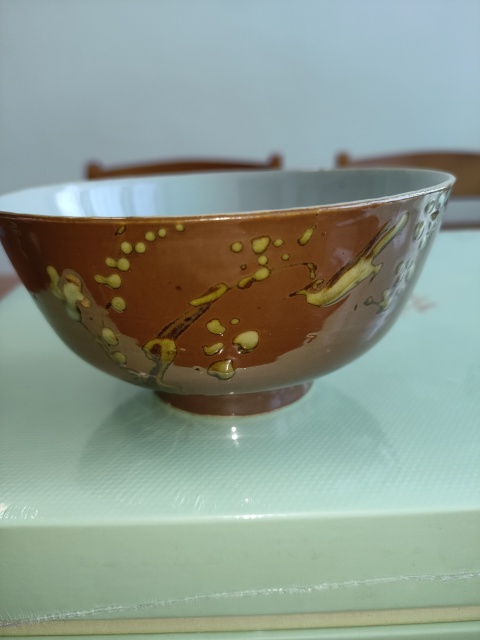 古玩陶瓷清代，紫金釉彩繪花鳥紋墩式碗拍賣，當前價格260元