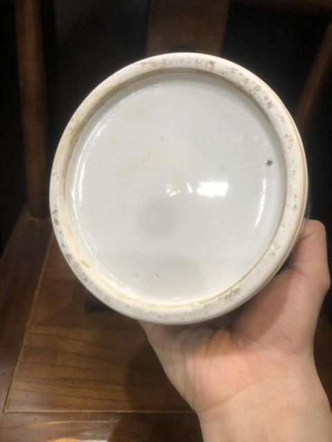 古玩陶瓷(新年放漏中)晚清-百子嬰戲紋-青花鏤空帽筒拍賣,當前價格6680元