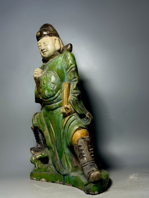 古玩陶瓷明三彩中國神話判官人物造像(保真卡)拍賣,當前價格12800元