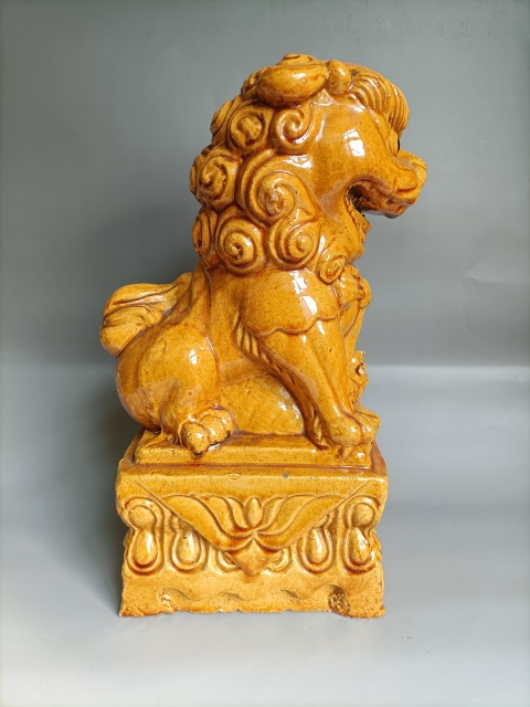 古玩陶瓷黃釉獅子擺件拍賣，當(dāng)前價(jià)格450元