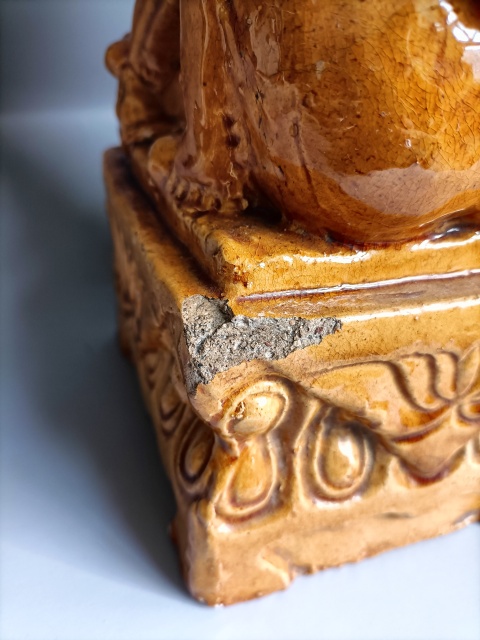 古玩陶瓷黃釉獅子擺件拍賣，當(dāng)前價(jià)格450元