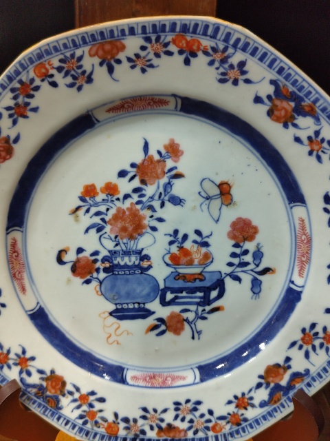 古玩陶瓷清乾隆博古花卉紋青花加彩盤拍賣，當前價格2008元