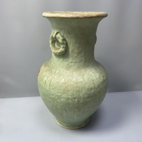 古玩陶瓷地方窯口綠釉刻文字撇口瓶拍賣，當前價格900元