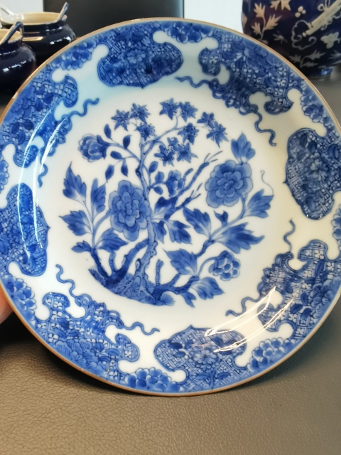 古玩陶瓷康熙翠毛藍青花花卉紋盤拍賣,當前價格3888元