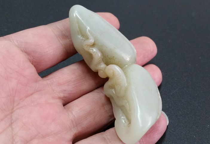 古玩玉器和田玉雕“鶴銜靈芝”水盂拍賣，當前價格580元
