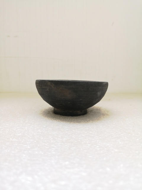 古玩陶瓷元代黑陶小碗拍賣,當前價格480元