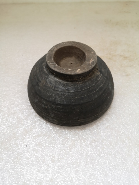 古玩陶瓷元代黑陶小碗拍賣,當前價格480元